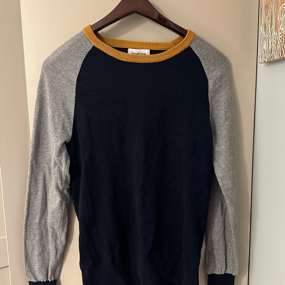 100% Cotton Colorblock Crewneck Sweater - Navy Blue band Gray